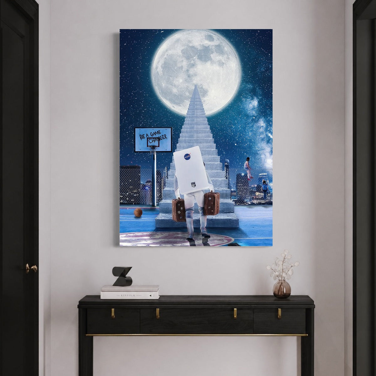 To the moon — sur le mur