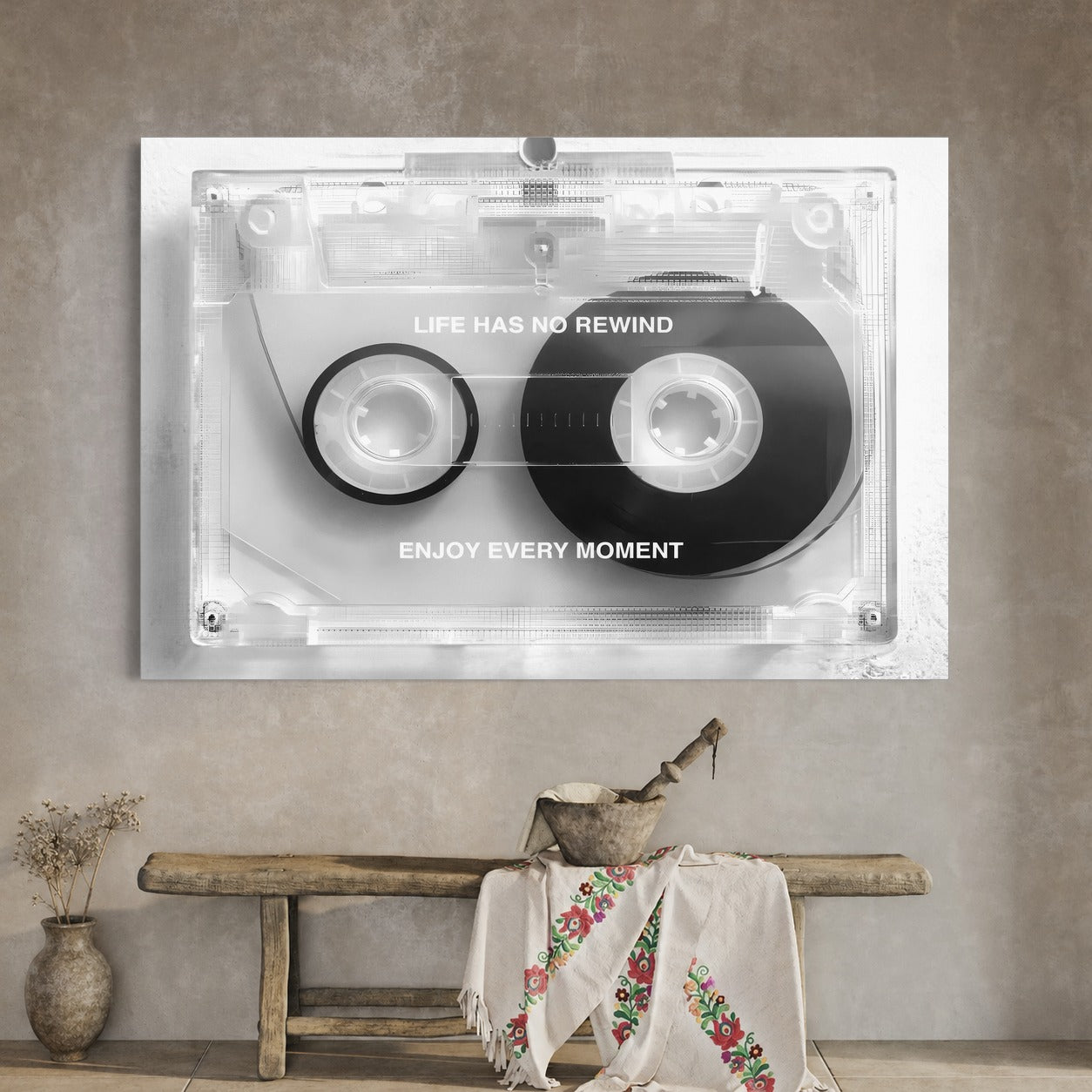 La Cassette Éternelle — sur le mur