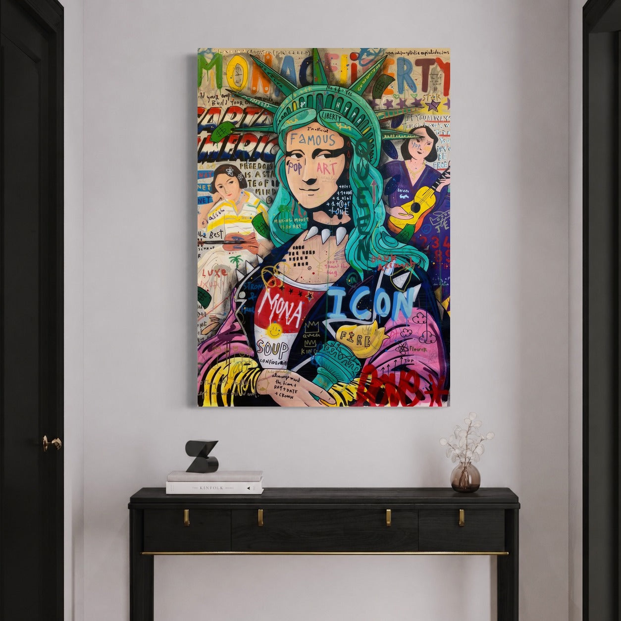 Mona Liberty — sur le mur