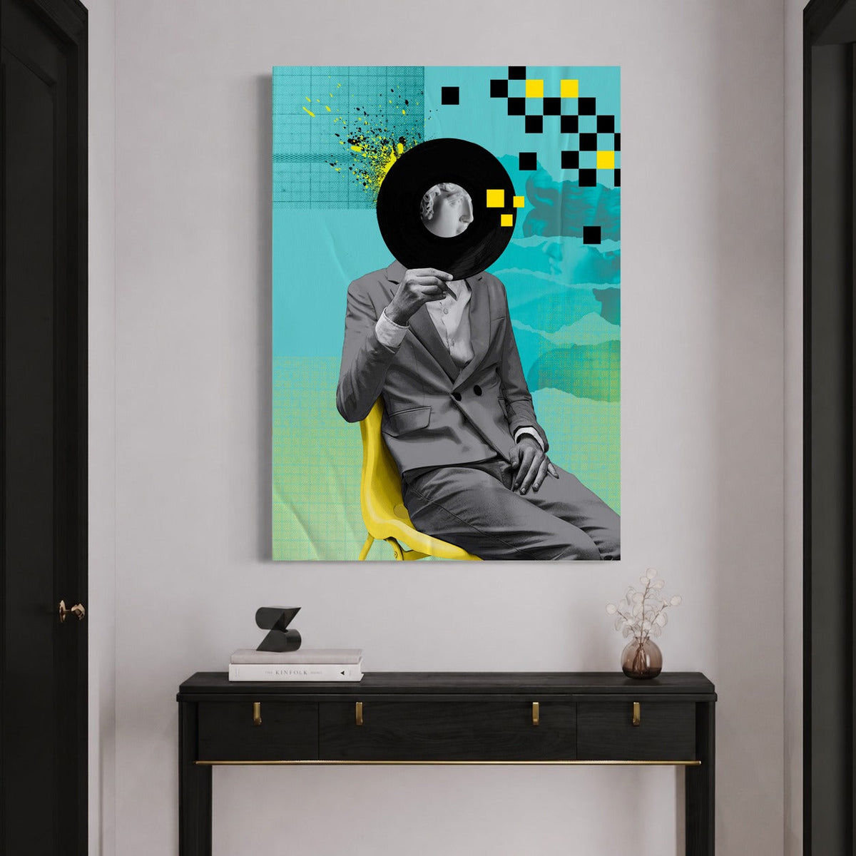 Vinyl Head — sur le mur